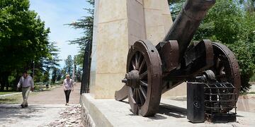 Campo histórico Plumerillo es el escenario de esta increíble obra con historia.