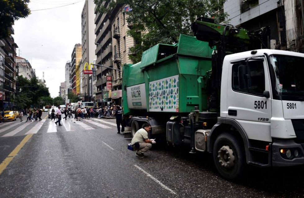 Horror en Córdoba: encontraron el cuerpo de un bebé en un camión de basura