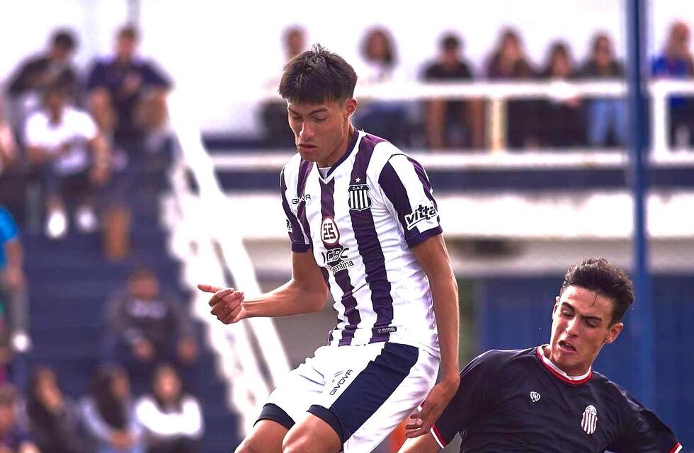 Axel Pedraza juega en la sexta de Talleres y sueña con llegar al primer equipo de la T