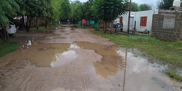 Desde la Municipalidad admitieron que el barrio no cuenta con los servicios básicos.