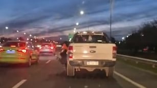 Un policía fue arrastrado por una camioneta en Circunvalación de Córdoba.