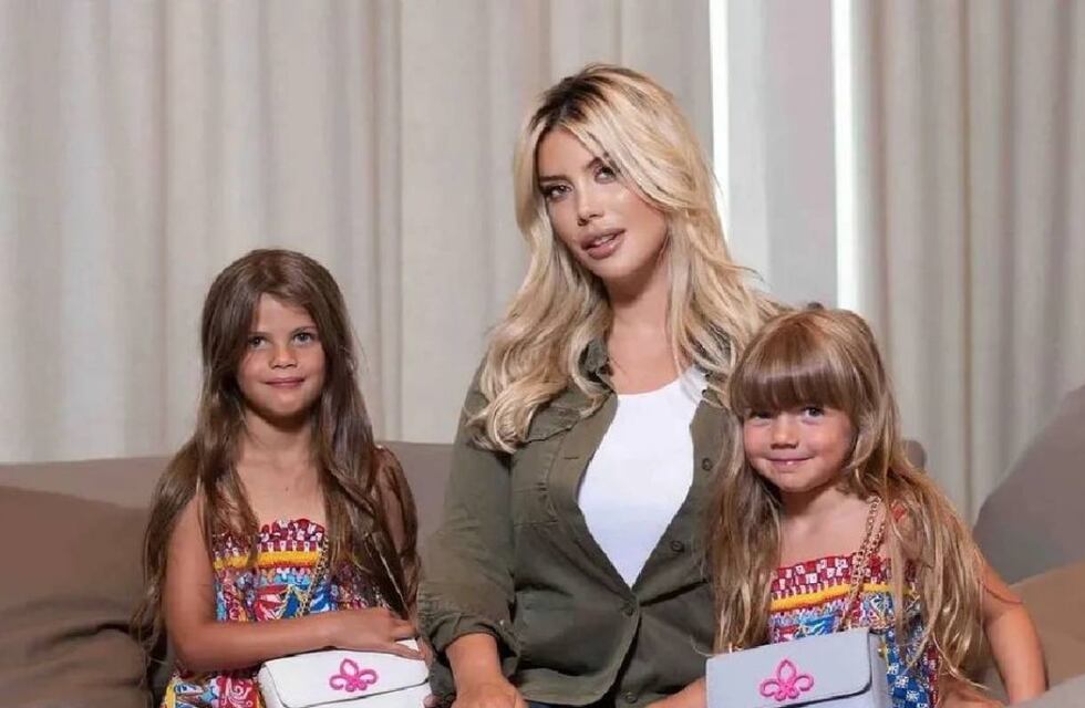 Así disfrutó Wanda Nara del show de Maluma junto a sus hijas