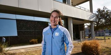 Atletas paraolímpicos. La nadadora Elizabeth Noriega (Facundo Luque)