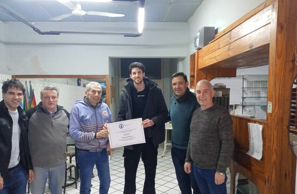 Leandro Bolmaro fue distinguido por el Circulo de Periodistas Deportivos de Las Varillas