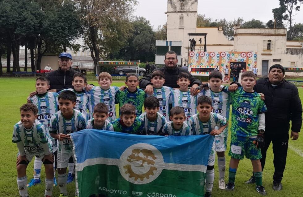 El equipo de futbol de Arroyito debutó en el Torneo de Canal 12 y se llevó un triunfo ante Villa Ascasubi
