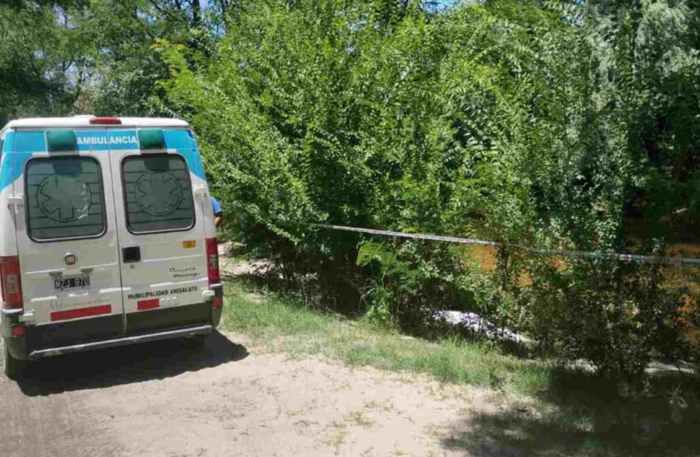 Encontraron un hombre ahogado en un río de Córdoba: investigan qué le pasó