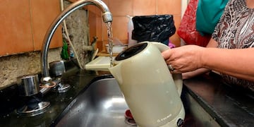 La empresa de agua de Mendoza solicitó aumentar la tarifa un 50%, para amortiguar este impacto quiere extender la tarifa solidaria. Gentileza Los Andes
