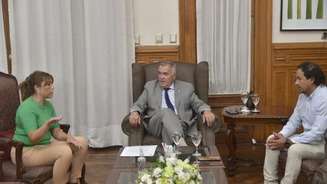 Osvaldo Jaldo recibió a funcionarios provinciales y nacionales. (SECPT)