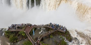 Puerto Iguazú lidera el verano 2026 con alta ocupación y fuerte impulso del turismo de naturaleza.