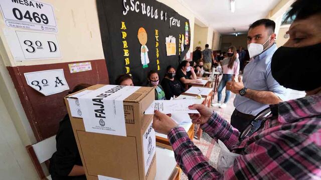 En Corrientes participó de la elección a gobernador el 66% del padrón (Foto Germán Pomar/Télam/VIC)