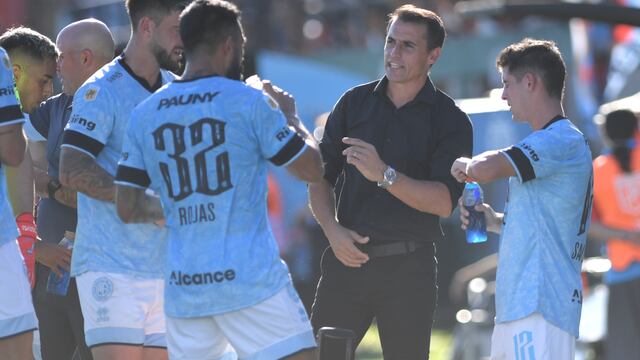 Es el triunfo número 40 de Guillermo Farré como técnico en Belgrano. Festejo en Sarandí (La Voz).
