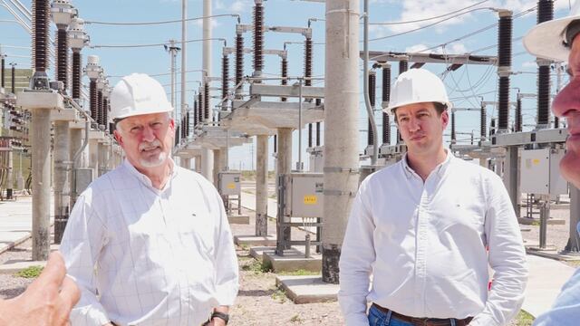 Ascárate visitó el parque eólico.