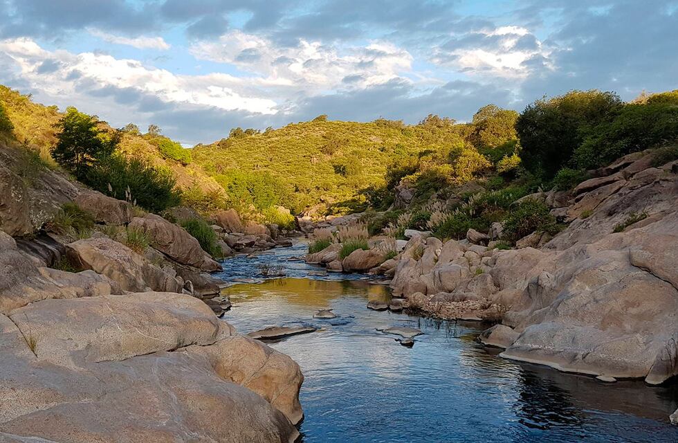 El pueblito turístico de San Luis con ríos entre las sierras para disfrutar de la naturaleza a pleno