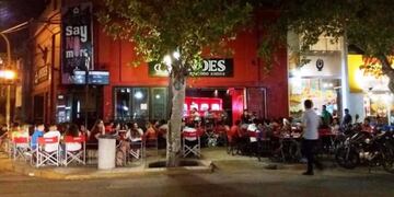 Say No More, bar de San Luis