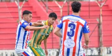 Rosario no pudo con Puerto Comercial. Fotos:  Natalia García Fontao.