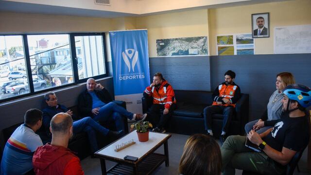 Funcionarios municipales se reunieron con ciclistas para trabajar en acciones de seguridad vial