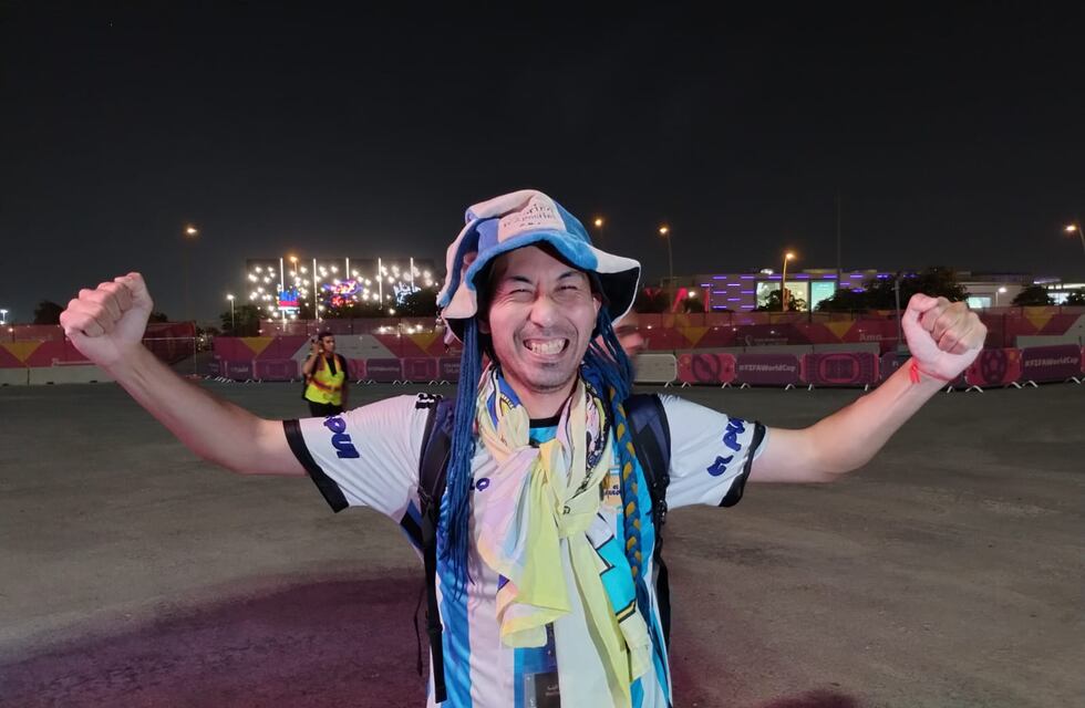 Mundial de Qatar 2022: el hincha japonés que canta temas de la Mona Jiménez