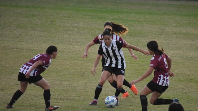 Fútbol femenino: fecha 8, victoria de Gimnasia sobre Luján, que le permitió recuperar la punta.