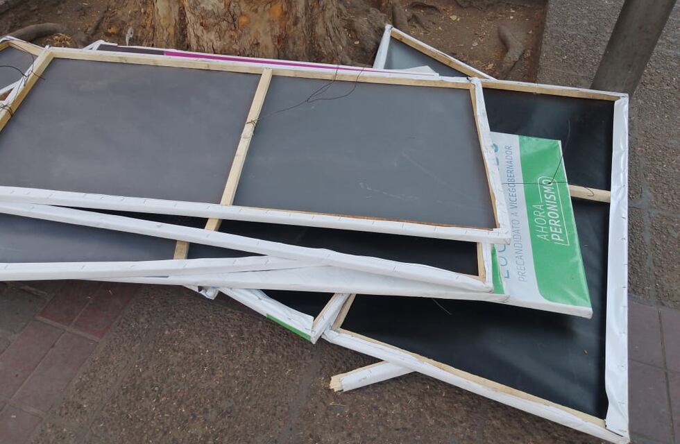 El Municipio actuó ante el incumplimiento de la ordenanza sobre cartelería política