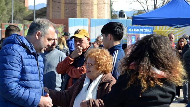 Maipú ya empezó a instalar alarmas vecinales