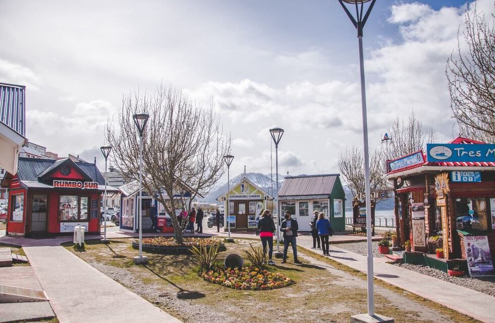 Comenzaron las tareas de embellecimiento para la temporada turística de verano
