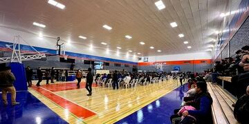 El moderno gimnasio Municipal de Santa María.