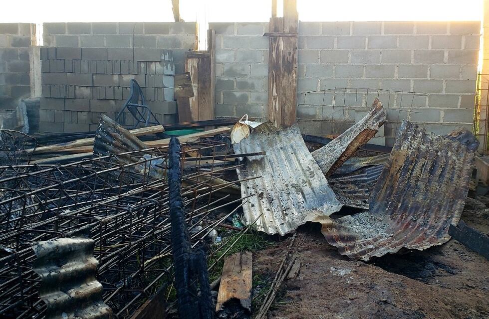 Córdoba: se despertaron con la casa en llamas y tuvieron que escapar por la ventana