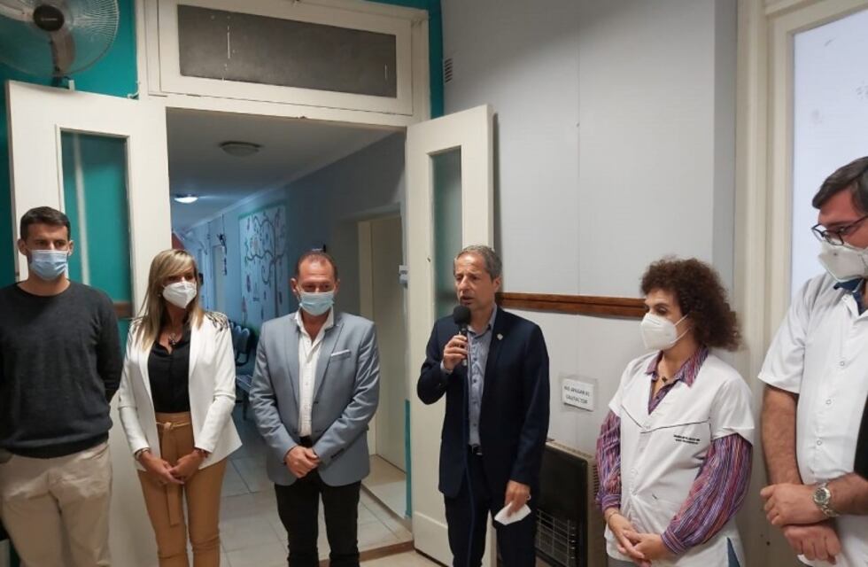 Nuevo ecógrafo para la Asistencia Pública