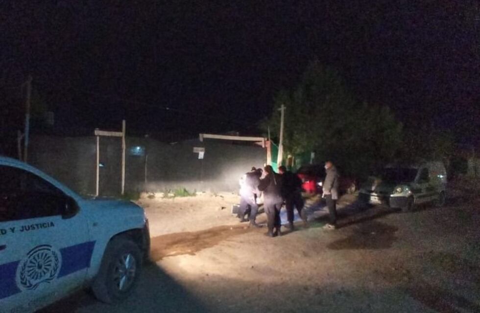 Chubut: le clavaron un cuchillo en la cabeza para robarle, pero pudo atrapar a los ladrones