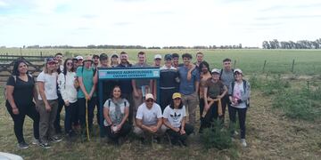 estudiantes de la Tecnicatura en Producción Agropecuaria Sostenible visitaron la Chacra de Barrow - Inta