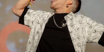 Wos hizo delirar al Lollapalooza con toda su energía.