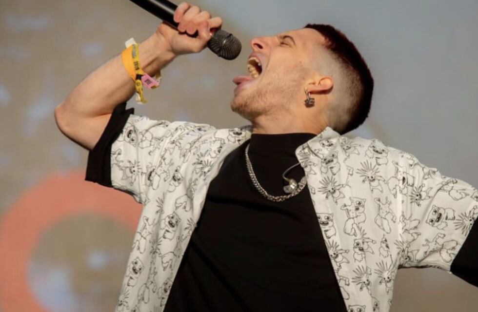 Wos anunció que llevará su “Oscuro Éxtasis” por Latinoamérica antes de cerrar la gira en Argentinos Juniors