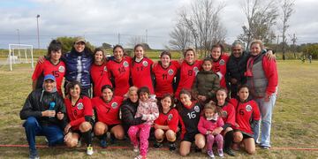 Ramonas superó a Venus y es líder en el fútbol femenino.