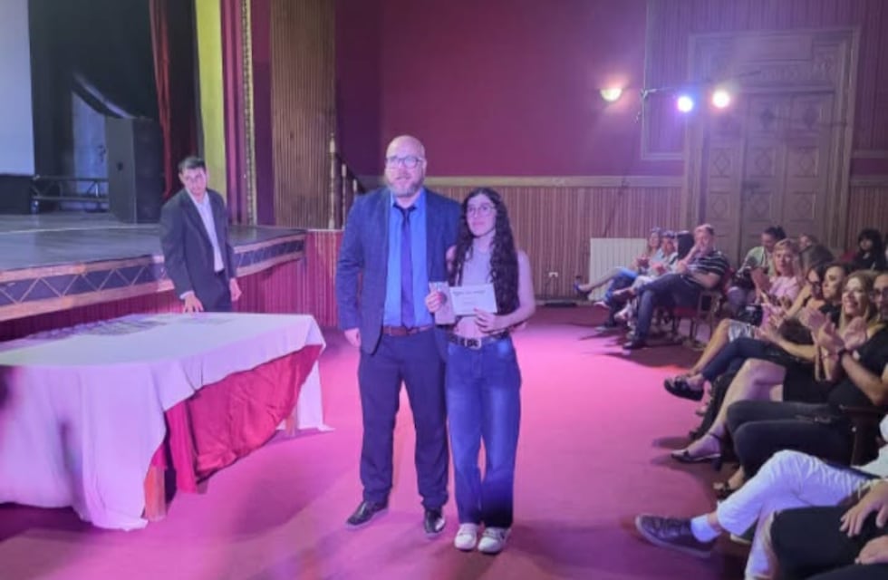 Punta Alta: reconocieron a los mejores promedios y mejores compañeros de 2025