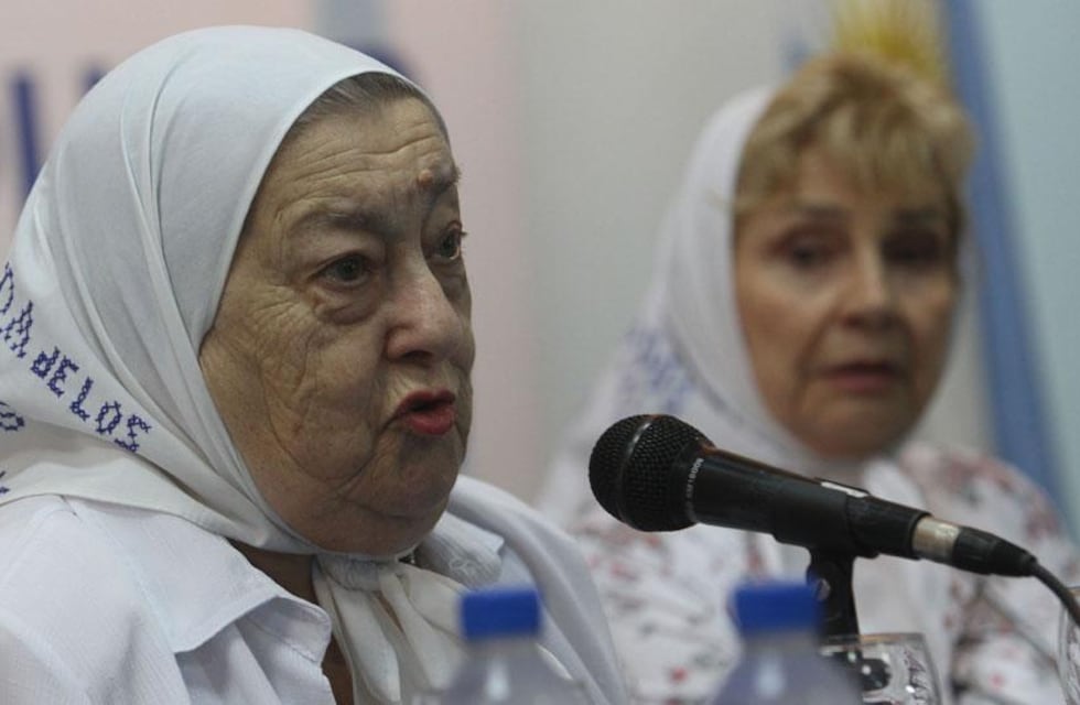 El delincuente que fue baleado por los custodios de Hebe de Bonafini tenía orden de captura