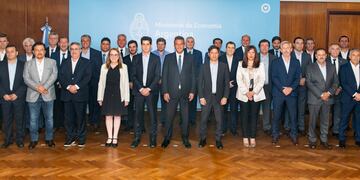 Massa con los gobernadores