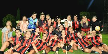 Independencia campeón del Torneo Preparación Femenino