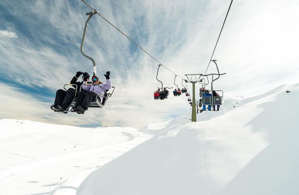 Escapada a Chile en el fin de semana largo: el cerro con nieve a menos de 2 horas de Santiago