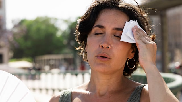 En el caso de un golpe de calor, el cuerpo alcanza temperaturas que superan los 40°C.