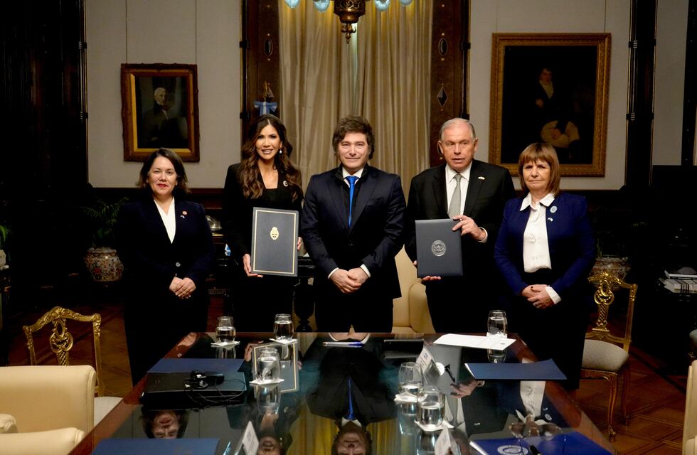 El Gobierno inició el proceso para que los argentinos ingresen a Estados Unidos sin visa