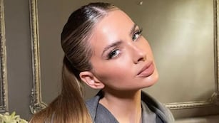 Tras las críticas sobre su aspecto, la China Suárez rompió Instagram con una microbikini fucsia.