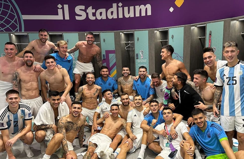 Mundial de Qatar 2022: los festejos en el vestuario de los argentinos tras meterse en la final del mundo