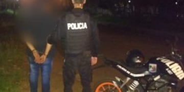 Por violencia contra su padre, terminó tras las rejas.