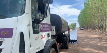 Vialidad realiza la imprimación sobre calle G.