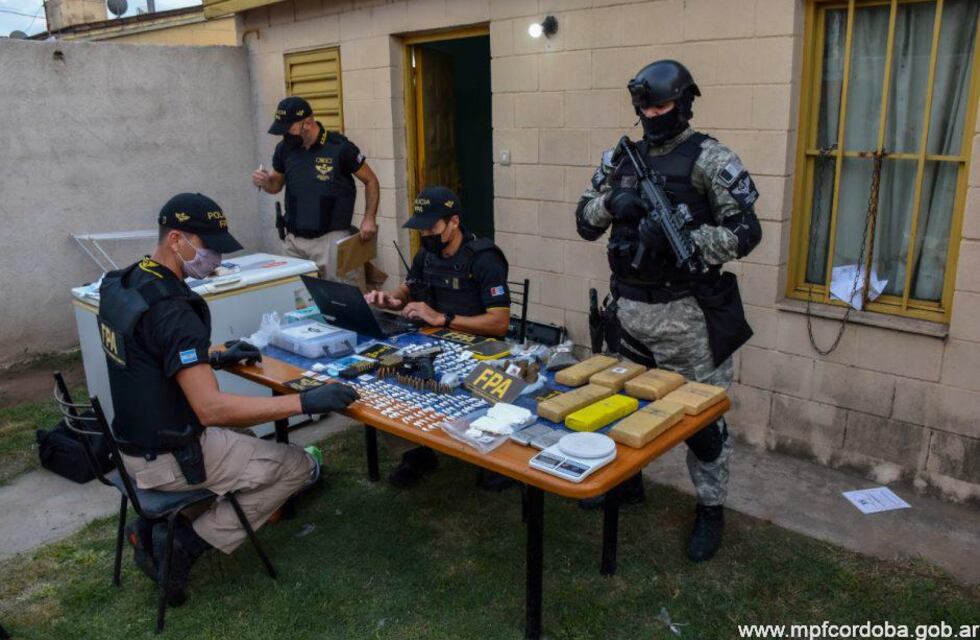 Narcotráfico en Córdoba: 14 allanamientos, 6 kilos de droga y 14 detenidos