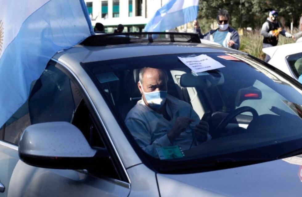 Convocan a una protesta para exigir la reapertura del Puente Internacional Tancredo Neves