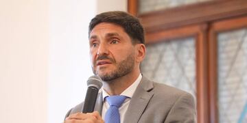 Maximiliano Pullaro espera la chance de renovar su mandato en 2027.