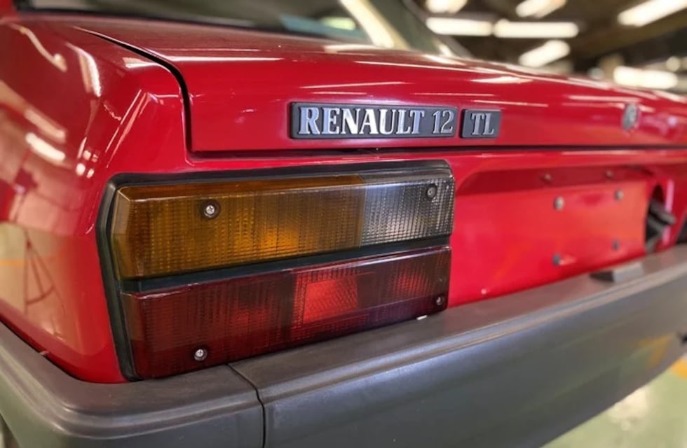 La increíble historia del último Renault 12 cordobés: tiene 28 años y apenas 134 kilómetros