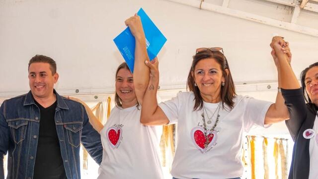 Alida Weth, cofundadora de la ONG, celebra la apertura del nuevo espacio.