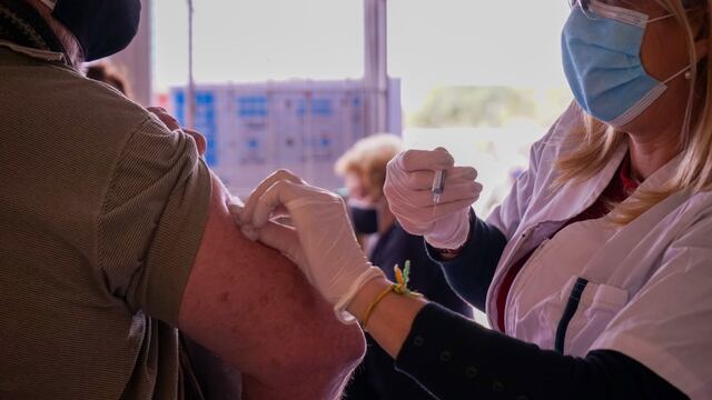 Este lunes récord de contagios a nivel país después de cinco meses.